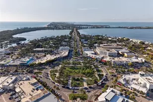 800 Benjamin Franklin Dr, Sarasota, FL 34236 - Photo 96