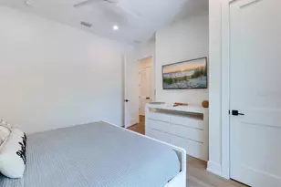 9407 Gulf Dr, Anna Maria, FL 34216 - Photo 18