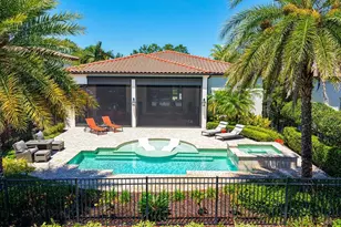 7975 Matera Ct, Lakewood Ranch, FL 34202 - Photo 4