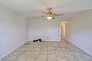 302 Canton Ct, Sun City Center, FL 33573 - Photo 8