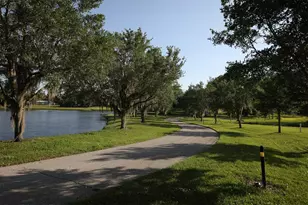 1307 Thornbury Dr, Parrish, FL 34219 - Photo 56