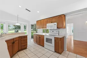 1444 Canberley Ct, Trinity, FL 34655 - Photo 4