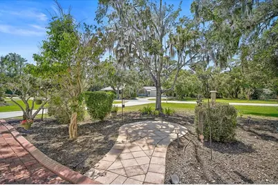3328 Tobero Lane, Sarasota, FL 34235 - Photo 6