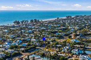501 65th St, Holmes Beach, FL 34217 - Photo 2