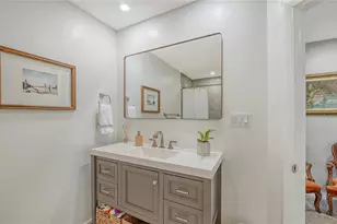 2614 Croton Ave, Sarasota, FL 34239 - Photo 32