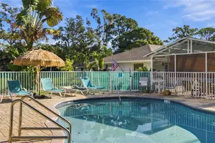 4001 Groveland Ave, Sarasota, FL 34231 - Photo 2