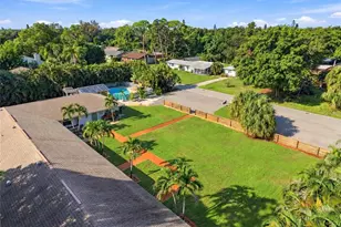 4001 Groveland Ave, Sarasota, FL 34231 - Photo 72