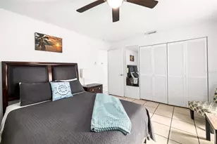 4001 Groveland Ave, Sarasota, FL 34231 - Photo 14