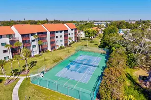 1654 Stickney Point Rd, Sarasota, FL 34231 - Photo 52