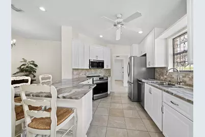 5967 Benevento Drive, Sarasota, FL 34238 - Photo 4