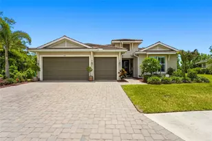 617 Mistiflower Cir, Nokomis, FL 34275 - Photo 2