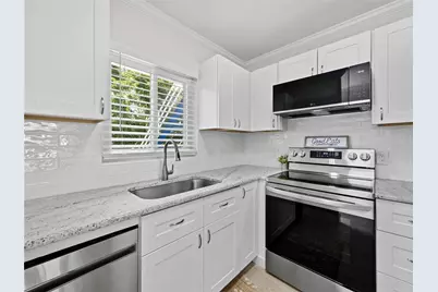 2850 Gulf Of Mexico Drive #5, Longboat Key, FL 34228 - Photo 4