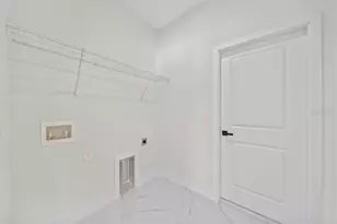 103 Diplomat Pkwy E, Cape Coral, FL 33909 - Photo 14