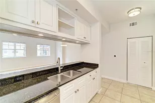 1064 N Tamiami Trl, Sarasota, FL 34236 - Photo 10