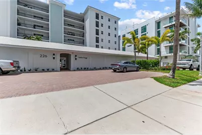 226 Golden Gate Point #33, Sarasota, FL 34236 - Photo 38