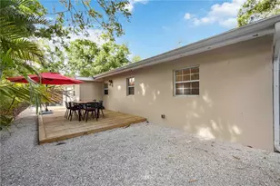 2205 Floyd St, Sarasota, FL 34239 - Photo 36