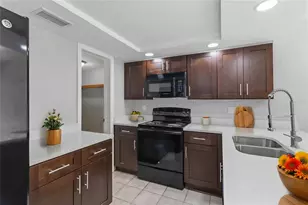 1125 Longfellow Way, Sarasota, FL 34243 - Photo 12