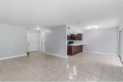 1125 Longfellow Way #125-B, Sarasota, FL 34243 - Photo 6