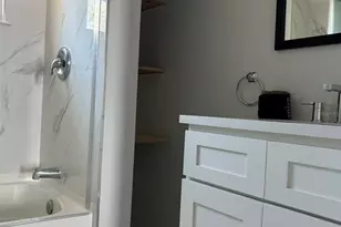 2570 Loma Linda St, Sarasota, FL 34239 - Photo 12