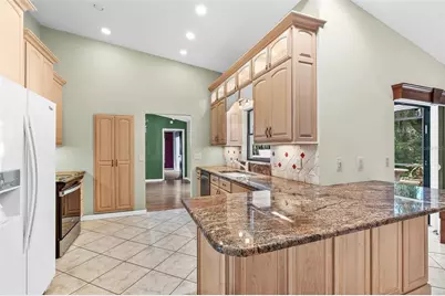 4587 Friar Tuck Lane, Sarasota, FL 34232 - Photo 10