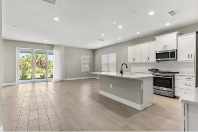 10214 Crystal Isles Circle, Sarasota, FL 34241 - Photo 14