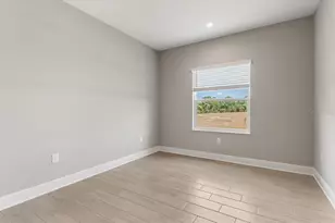 10214 Crystal Isles Cir, Sarasota, FL 34241 - Photo 30