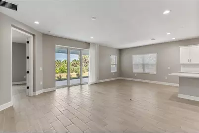 10214 Crystal Isles Circle, Sarasota, FL 34241 - Photo 20