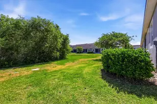 5721 Silverbridge Trl, Bradenton, FL 34211 - Photo 36