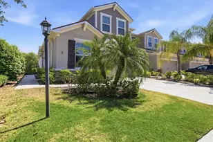 5721 Silverbridge Trl, Bradenton, FL 34211 - Photo 2