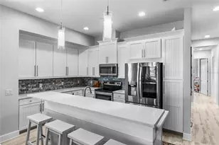319 Compass Point Dr, Bradenton, FL 34209 - Photo 2