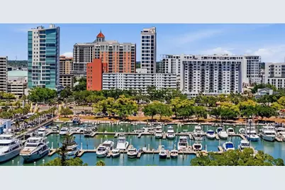 33 S Gulfstream Avenue #704, Sarasota, FL 34236 - Photo 1