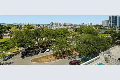 33 S Gulfstream Avenue #704, Sarasota, FL 34236 - Photo 22