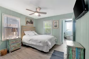 340 78th Ave, Saint Pete Beach, FL 33706 - Photo 16