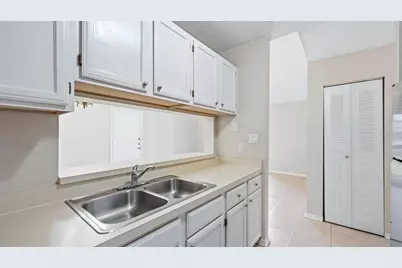 4033 Crockers Lake Boulevard #28, Sarasota, FL 34238 - Photo 12
