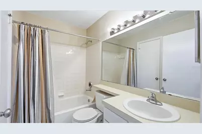 4033 Crockers Lake Boulevard #28, Sarasota, FL 34238 - Photo 24