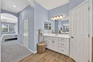 13332 Purple Finch Cir, Lakewood Ranch, FL 34202 - Photo 14