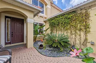 5309 Napa Dr, Sarasota, FL 34243 - Photo 4