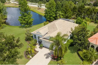 15422 Helmsdale Place, Lakewood Ranch, FL 34202 - Photo 1