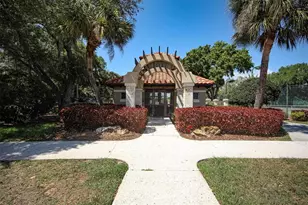 8501 Park Shore Ln, Sarasota, FL 34238 - Photo 42