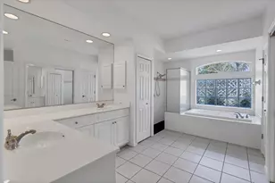 8501 Park Shore Ln, Sarasota, FL 34238 - Photo 26
