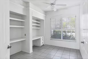 8501 Park Shore Ln, Sarasota, FL 34238 - Photo 22