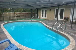 226 Delmar Ave, Sarasota, FL 34243 - Photo 4