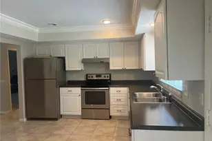 226 Delmar Ave, Sarasota, FL 34243 - Photo 10