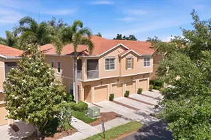 3825 Parkridge Cir, Sarasota, FL 34243 - Photo 4