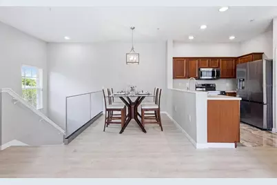 3825 Parkridge Circle #1-202, Sarasota, FL 34243 - Photo 14