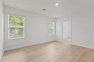 5750 Cape Primrose Dr, Sarasota, FL 34232 - Photo 22