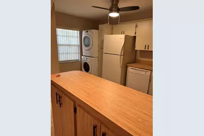 5400 34th Street W #E8, Bradenton, FL 34210 - Photo 8