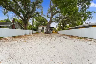 1419 18th St W, Bradenton, FL 34205 - Photo 1