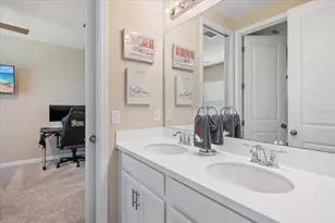 9085 Luna Ln, Sarasota, FL 34241 - Photo 34