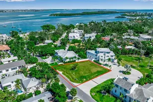 610 Hibiscus Way, Longboat Key, FL 34228 - Photo 6